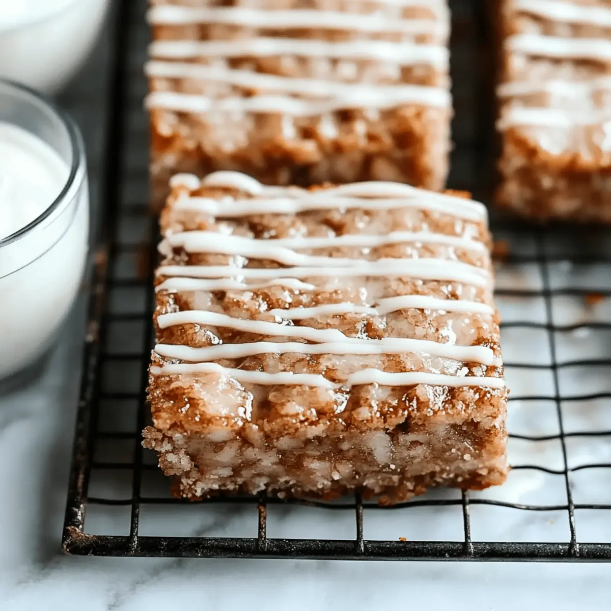 Cinnamon Roll Blondies